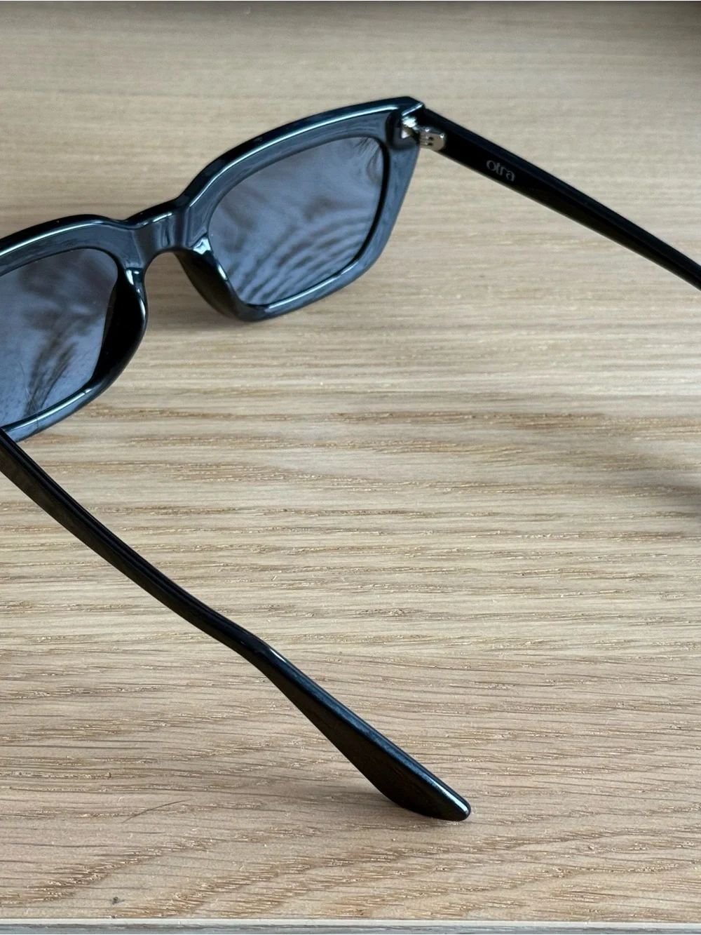 Otra Black Cat-Eye Sunglasses for Women